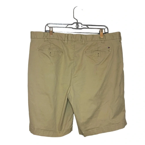 Tommy Hilfiger shorts flat front khaki shorts tan size 40 - Picture 5 of 9